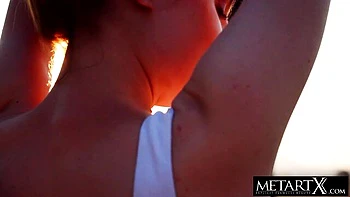 Sporty girl scene with perfect puss from MetArt X