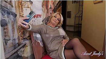 Judys Big Tit Milfs - Busty Mature Milf Linetta Is Home From The Office And Horny - Aunt Judys