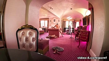 Madison & Payton Preslee in Party on Payton - Pornfidelity