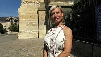 Elektra discovers the intensity of a foursome! - Jacquie et Michel TV