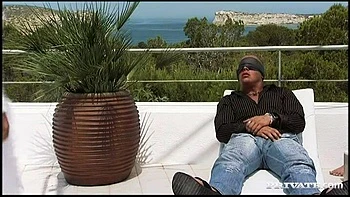 Jennifer Love Shows up and Makes a Complete Stranger Cum - Private Porn Sex Videos