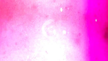 Girlie's blonde trailer