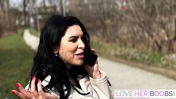 Flashy Kira Queen's black hair action