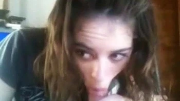 Slut gives good head: Blowjob, Amateur  Babe Porn