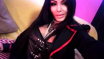 Blond and brunette lesbians licking pussy