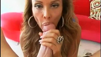 Sexy Latin Cougar: Blowjob, Doggy  Cowgirl Porn
