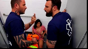 Hot sex: Blowjob, Doggy  Cowgirl Porn