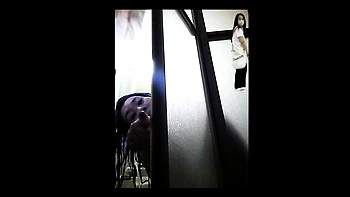 Ugly Japanese MILF Kazumi finds camera