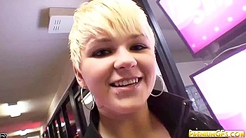 Provocative Hoochie - Cocksucking Action