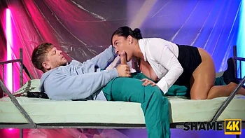 Quick Sex With Mature Czech Boss Lady During A Lunch Break