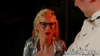 Cougar Smut With Mariska X