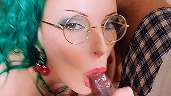 Big Cock Enjoys Blowjob And Hardcore Ride