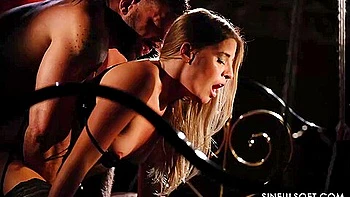 Oral Porn With Comely From - Eveline Dellai And Dellai Eveline