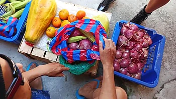 Ervert Fucked Me!! Since That Day, The Housewife Carries Coins To Buy At The Market