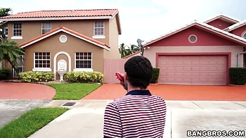 Jada Stevens Bangs Random Guys