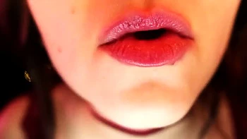 Fatty girl who loves big cocks warms up for a hardcore sex