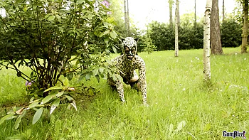 Outdoor Gangbang Creampie - 9 Girls Love Life & Group Sex