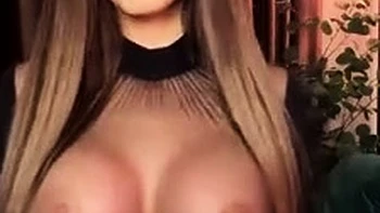 Big Boobs LauraHaze Doing Masturbation Slutcamzz
