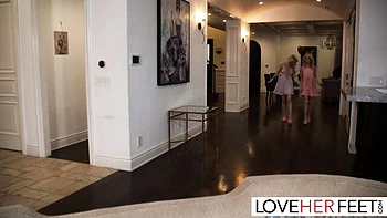 Come-hither Lola Fae and Emma Rosie at pornstar sex