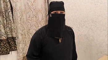 Desi Doctor Fucks Muslim Pussy During Checkup - Puja Gets Banged Hard