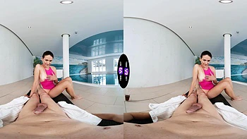 A glamorous model Vixi Rafi skillfully rides a cock in pov