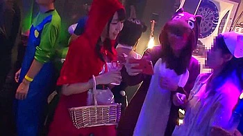 Asian Randy Slut Hot Public Xxx Clip