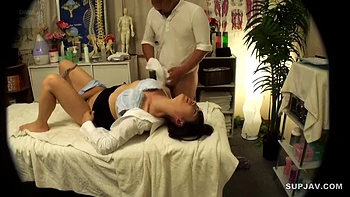 Asian Amateur MILFs with Big Tits & Ass Creampie