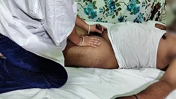 Doutoras indianas fodendo em casa