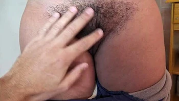 Souzan Halabi First Time Blowjob in Kitchen - Amateur Arab Teen Hijab Girl Dirty Talk Close Up 4K