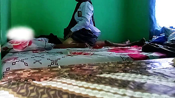 Indonesian Hijab Teen 18 Year Old Homemade Creampie - School Girl Passionate Sex