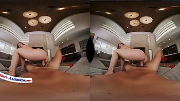 Кейли и Тиффани трахают твой член, пока ты один жаришь мясо