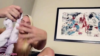 Calcinha favorita: boquete e montada amadora