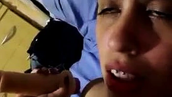 Timidas Amateur Doggy-Fick - Brasilianischer Pussy-Ritt