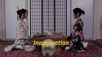 Паула Шай и Леди Ди писают и трахают киску чешской девушки