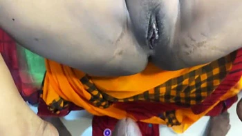 Abuelo indio folla a su nieta por primera vez en POV