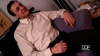 Three Cumshots Fill Hot Blonde’s Face