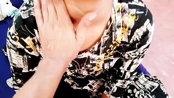 Irmão de criação fode hardcore novinha apertada de Bangladesh