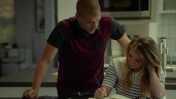 Ксандер Корвус и Харли Джейд жарко трахались в анальной тройке