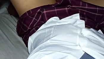 Студентка 18+ боится забеременеть, но получает в писю