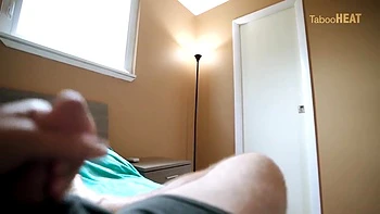 Блондинка кугуар Никки Брукс жестко трахнута в POV