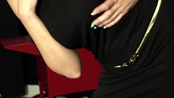 Big-Ass Milf Gets Her Pussy Slammed Hard