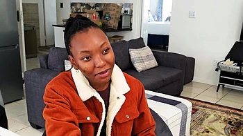 Ebony Teen's Bubble Butt Pounded Doggystyle