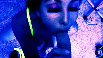 Blowjobs e punheta hardcore FFM