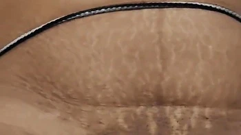 Cuñado folla la negra concha de la hermanastra en POV