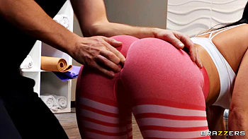 Blonde and Brunette Fuck Anal in Leggings