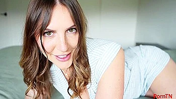 Desperate Divorced Turkish Stepmom Tatum Gets Creampied