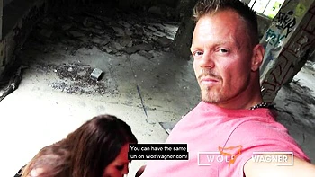 Zara Mendez dicke Latina wird draußen in Berlin gefickt