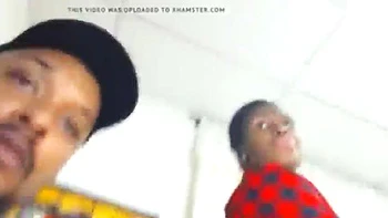 Milf HHH Siu bläst und wird im Doggy gefickt