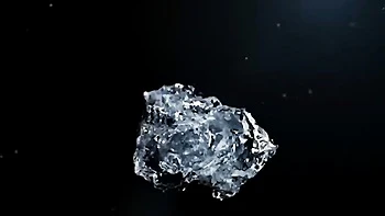 Sereia mijando na boca em ménage a trois louco