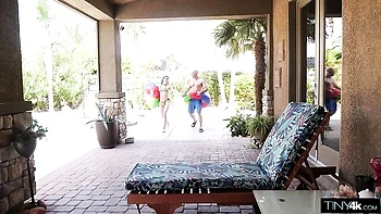 Graceful Rose flaca follada al aire libre